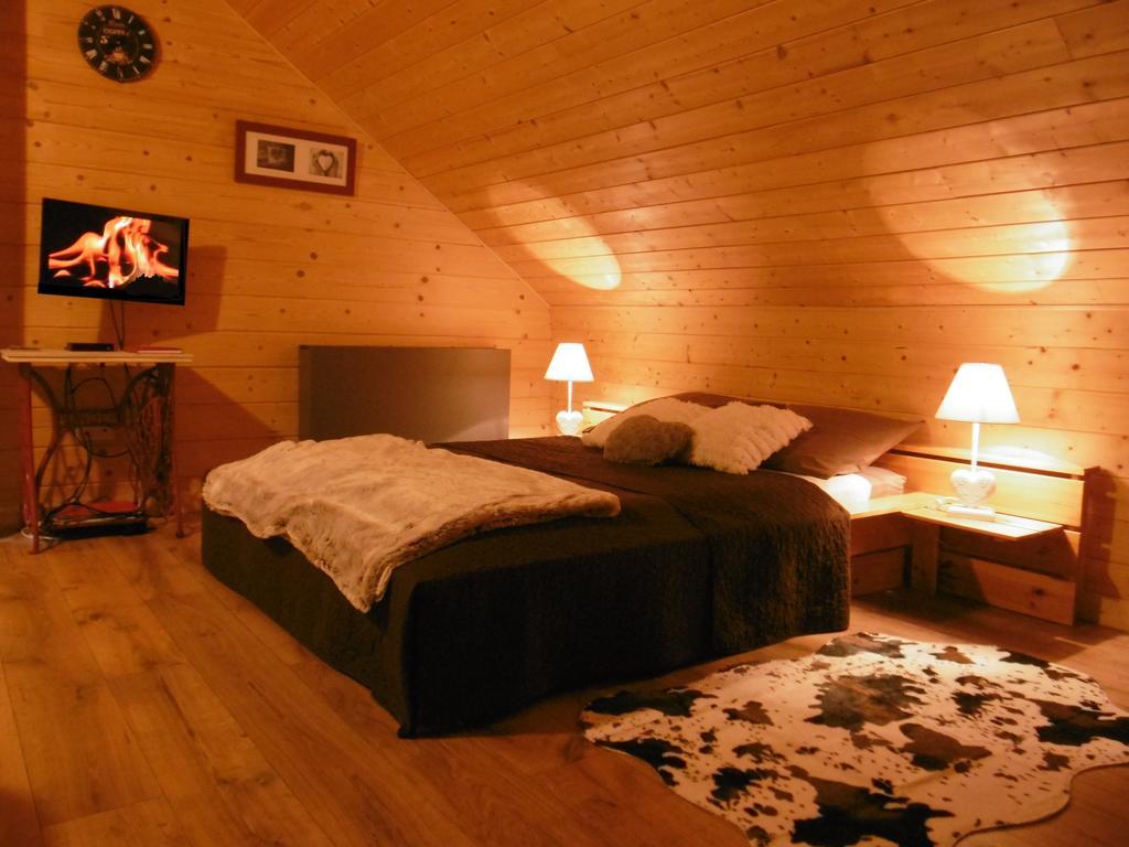 Gite Au Coeur Du Chalet En Belledonne Vers Prapoutel Les 7 Laux Sainte-Agnes  Phòng bức ảnh